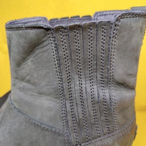 Sorel Lolla Chelsea Black Suede Leather Heeled Pull On Ankle Boots Size 8 - Picture 7 of 11